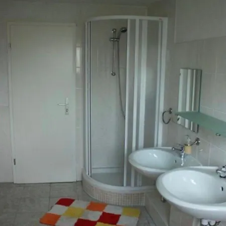 Modernes Mit Grosser Terrasse, Am Saaler Bodden Casa de Férias